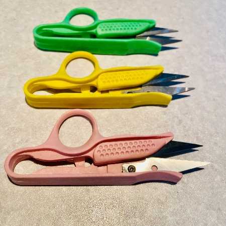 قیچی سر نخ زن انگشتی